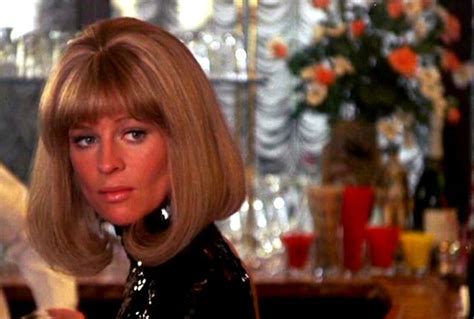 50 Iconic Hairstyles In Film Julie Christie Bob Hairstyles Christy