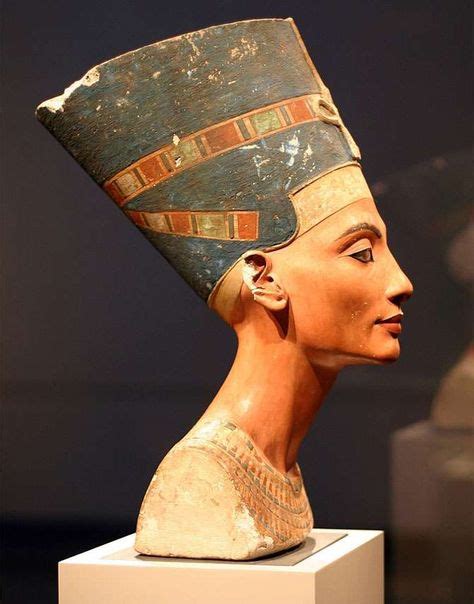 Bust Of Nefertiti In 2019 Nefertiti Bust Egypt Art Famous Sculptures