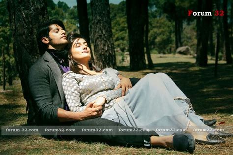 Pin By Fayza Akhtar On Surbhi Jyoti Qubool Hai Cute Couple Videos Tv Actors