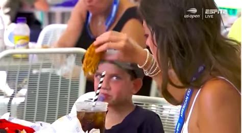 The Girl Who Went Viral For Dipping Chicken Tenders In Soda At The U S Open Last Year Has Her