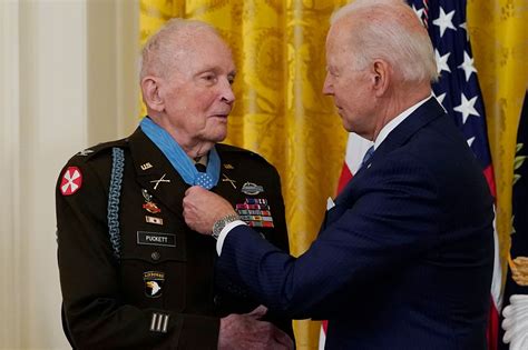 Biden Bestows Medal Of Honor On Korean War Veteran The Seattle Times