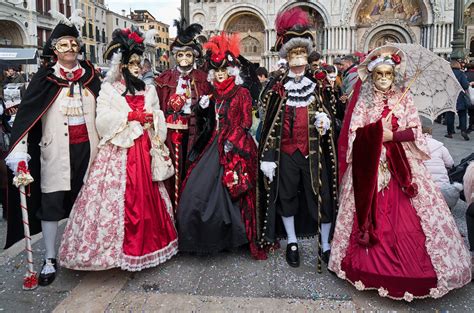This opens in a new window. Karneval in Venedig Foto & Bild | fasching, italy, world ...