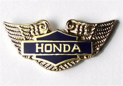 Honda Automobile Japan Gold Wings Goldwing Emblem Logo Lapel Pin Badge