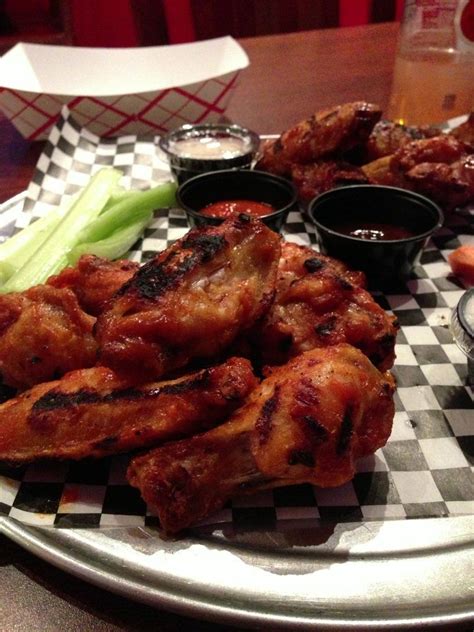 These Are The 5 Best Places To Get Hot Wings In Denver | Hot wings