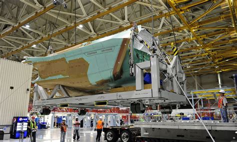 Photo Release Northrop Grumman Delivers First F 35 Center Fuselage