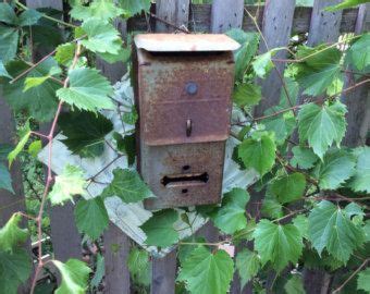 There are 120 wedding mailbox card holder for sale on etsy, and they cost $31.96 on average. Wonderful garden rustic mailbox | Wedding card holder ...