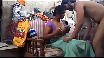 Indian Desi Bhabhi Fucking With Renter Hard And Enjoying Full Video