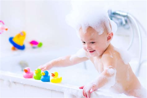 10 Essential Baby Items Baby Bath Moments