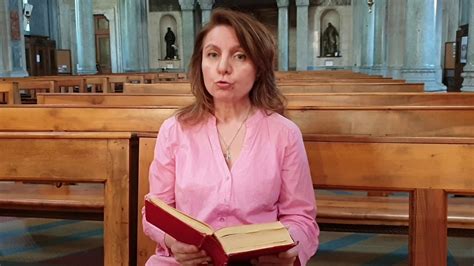 La ricorrenza è celebrata da tutte le confessioni cristiane e, insieme a pasqua e pentecoste. L'ascensione di Gesù al cielo - YouTube
