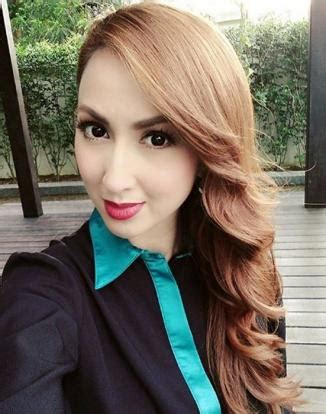 Mohd shamlan yusoff was born to yusoff yaakob and teh fatimah abdul wahab. Actress Maria Farida sues businesswoman, stewardess for ...
