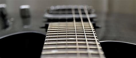 Davon abgesehen hilft es aber auch, einen referenzton zu haben. E-Gitarre stimmen » mit oder ohne Stimmgerät