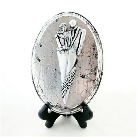 This is why traditional gift themes & symbols for the 10th anniversary involve tin and aluminum. Happy 10th Wedding Anniversary Plaque, Tenth Anniversary ...