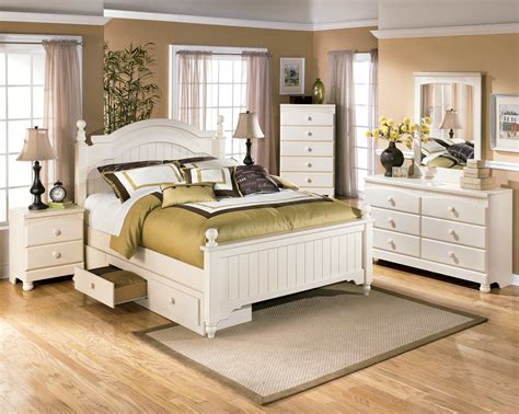 Set includes twin panel bed, dresser, mirror, chest, 1 nightstand. Cottage Retreat Youth Poster Storage Bedroom Set from ...