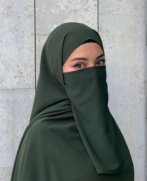 Pin By Nauvari Kashta Saree On Hijabi Queens Niqab Fashion Niqab Muslim Fashion Hijab Outfits