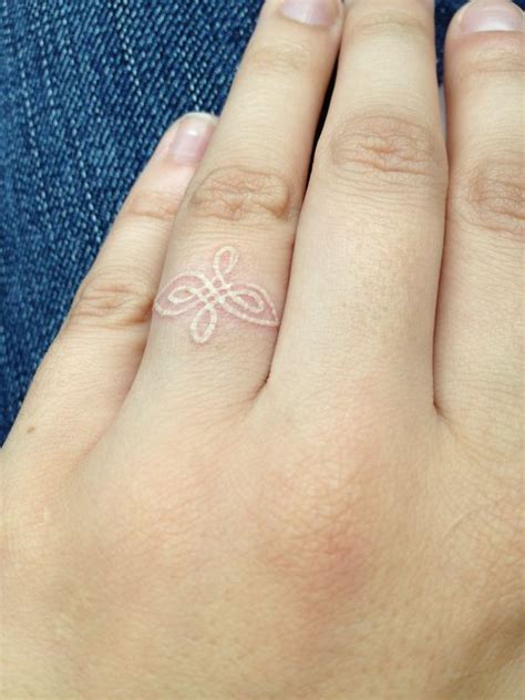 Making a tattoo is a very responsible decision in the life of those that want to have it. Wedding Band Celtic Knot Tattoo | Tattoo | Pinterest ...