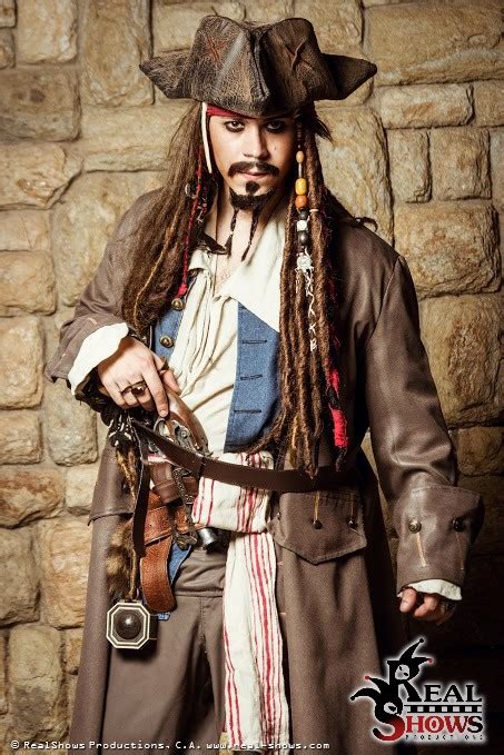 Jack Sparrow Pirates Of The Caribbean Cosplayer Manuslater