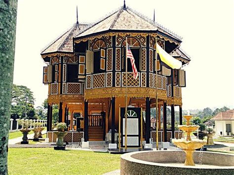 Misi menjadi syarikat berjenama tempatan yang disebut oleh semua kuala kangsar. Perak Royal Museum (Kuala Kangsar) - 2020 All You Need to ...