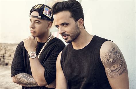 A remix version featuring canadian singer justin bieber was released on april 17, 2017, which helped to improve the song'. Luis Fonsi - Despacito Sheet Music, Piano Notes, Chords ft ...