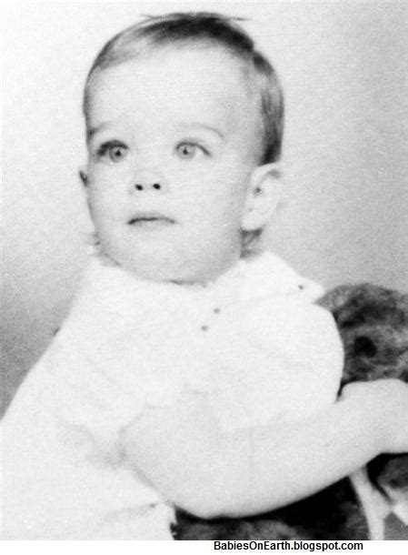 10 films they could never make today. BABIES and Beautiful Mom: baby Brooke Shields