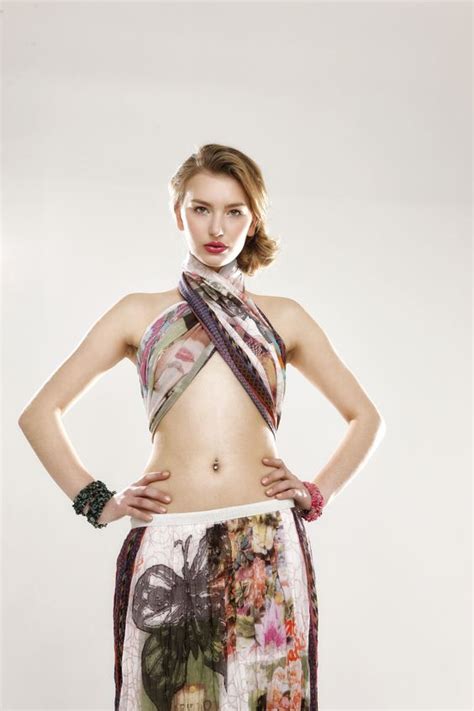 Mode Alma Lovis Rock Frida Skirt Model Annika Kappel Instyle