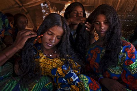 Romance And Regal Raiments — Tuareg Girls Niger
