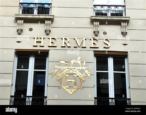 Logo Hermès Paris Hi Res Stock Photography And Images Alamy