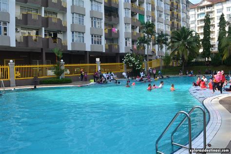 Every room comes with a balcony. ocean-view-resort-apartment-swimming-pool - Xplorasi Destinasi
