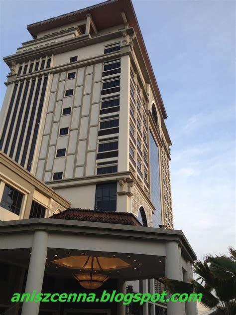 Tripadvisor'ın interaktif haritasını kullanarak konuma ve yakındaki restoran ve gezilecek yer seçeneklerine göz atın. life for rent: Hotel Perdana Kota Bharu
