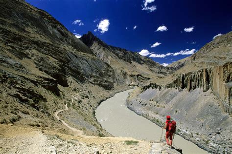 15 Trails For Trekking In Ladakh That You Must Visit Travel Reporter