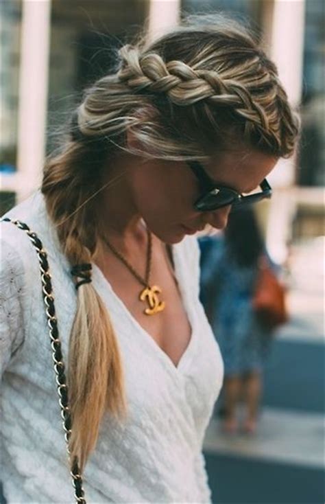 Make your crochet braid pattern for updo hairstyles feeling great, after you now got an amazing hairstyle, time to show off! 10 Trendy Side Braid Hairstyles for Long Hair - Pretty Designs