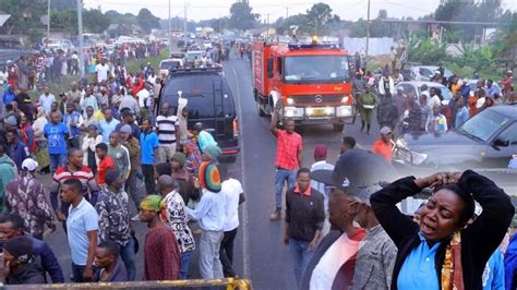 Breaking Ajali Mbaya Ya Magari Yatokea Arusha Vifo Na Majeruhi Wamo Wazungu Udaku Special