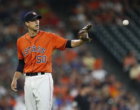 Former Astros pitcher regrets not stopping team's sign-stealing in 2017