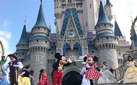 Let The Magic Begin Opening The Park At Walt Disney Worlds Magic
