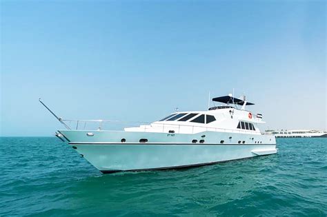Luxury Yacht Rental Dubai