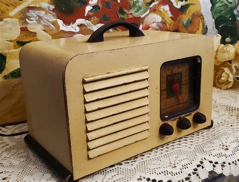 Vintage Philco Wooden Case Tabletop Tube Radio Works Art Deco Ebay
