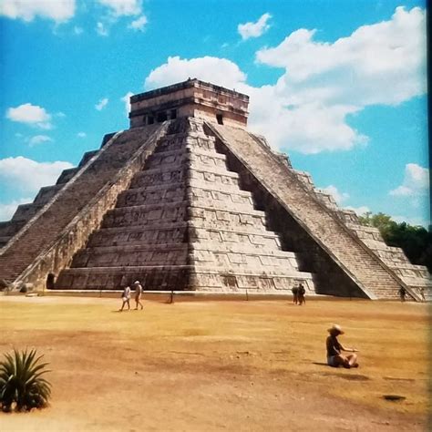 Chichen Itza Maya Pyramid Yukatan Mexico Chichenitza Worldwonder