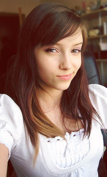 Cute Girls Faces Smirk Tumblr Pics