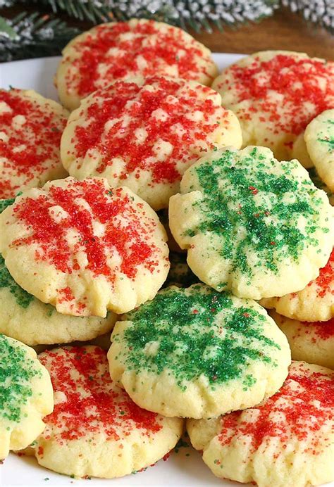 Christmas cookies don't have to be unhealthy to be good! Christmas Sugar Cookies - Cakescottage