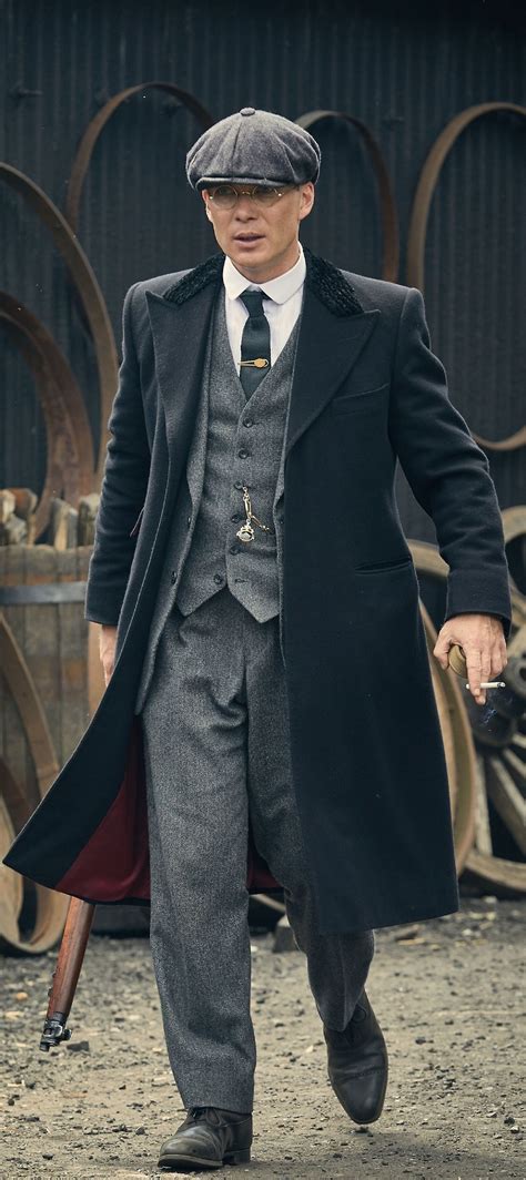 Personally, i think it is great to see. Robe Style Peaky Blinders