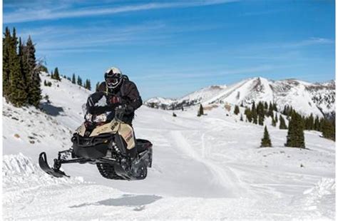 West Yellowstone Snowmobile Rentals Yellowstone Adventures
