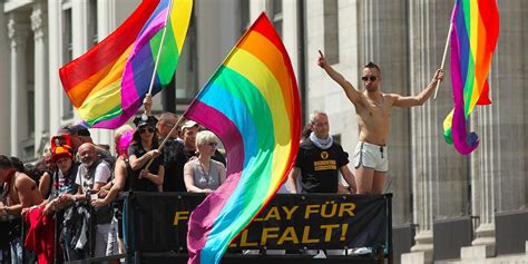 German Parliament Votes To Legalise Gay Marriage