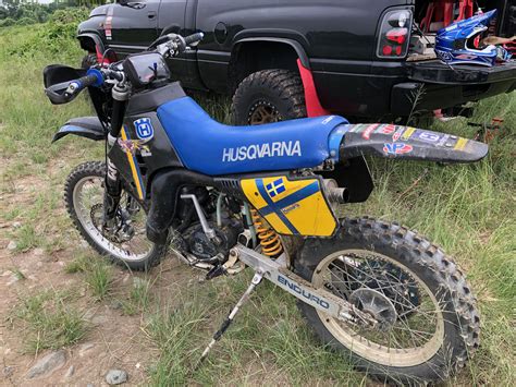 Two different vitpilen (701 and 401), and the svartpilen. 1988 Husqvarna 430 | Husqvarna, Dirt bike, Cars and ...