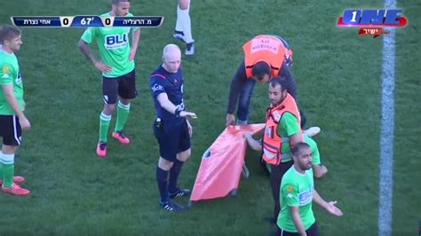 Soccer Medics Drop Player After Epic Struggle Operating A Stretcher For The Win