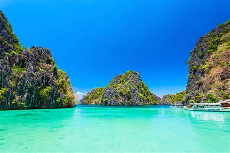 Blue Lagoon Coron Island Bay Palawan Stock Photo Download Image Now