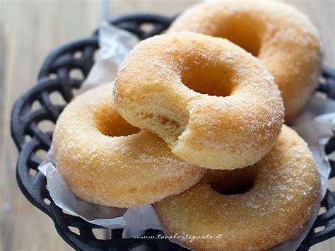 Check spelling or type a new query. Ciambelle fritte (Graffe senza patate) Ricetta Ciambelle ...