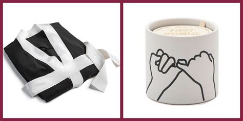 Thoughtful and useful gifts for mom that she'll truly love. 20 Best Friend Gift Ideas 2020 - Unique Gifts for Female ...