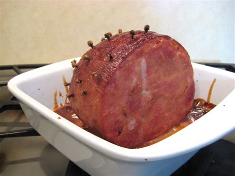 How long to bake a 10 lb ham. Boneless Ham (Fully Cooked)