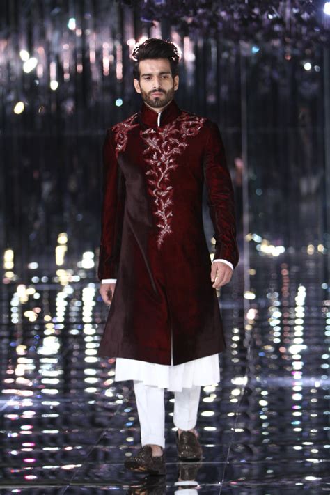 Complete Collection Manish Malhotra At India Couture Week