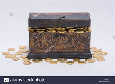Gold Coins Treasure Hi Res Stock Photography And Images Alamy