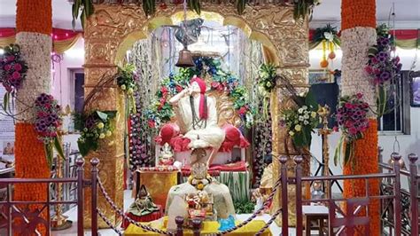 The maharaj, although having a shining and extremely healthy body, was at that time in a superconscious state without a sense of his body; Gajajan Maharaj Images - Shree gajanan maharaj sansthan ...